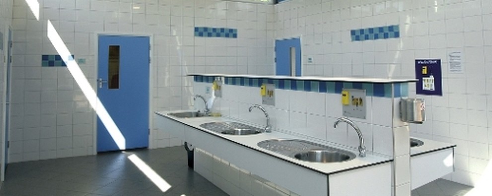 Sanitair gebouw van binnen