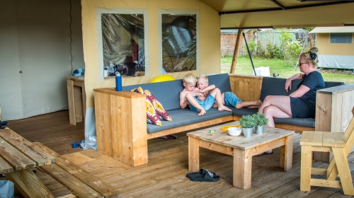 safaritent 163 kids op lounge.jpg