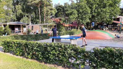 Speelplein Kinderchalet knutselschuur.jpg