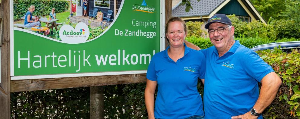 Koos en lilian voor entree .jpg