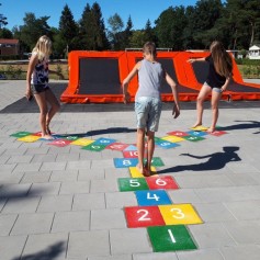 speelplein hinkelbaan.jpg