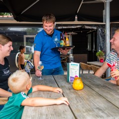 terras heggies drinken bedienen - kopie.jpg